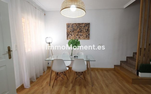 Resale - Apartment - Orihuela - Cabo roig - La Zenia