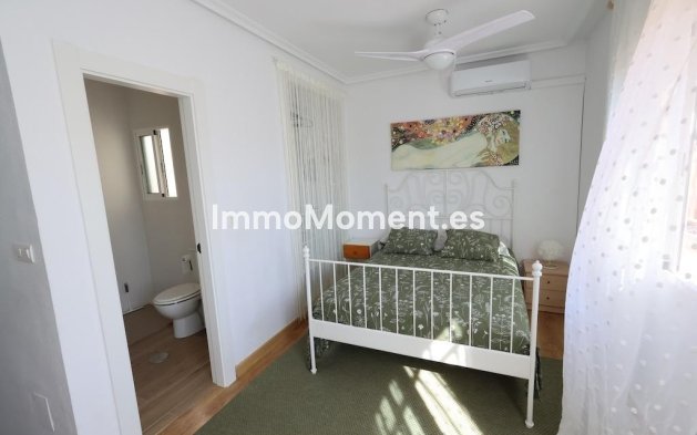 Resale - Apartment - Orihuela - Cabo roig - La Zenia