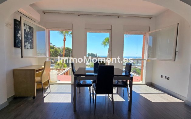 Resale - Apartment - Torremolinos - La Carihuela