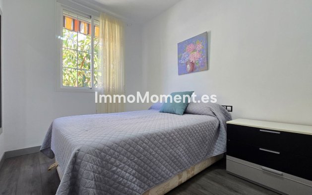 Resale - Apartment - Torremolinos - La Carihuela