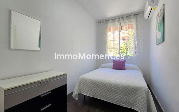 Resale - Apartment - Torremolinos - La Carihuela