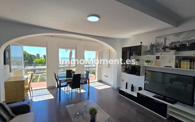 Resale - Apartment - Torremolinos - La Carihuela