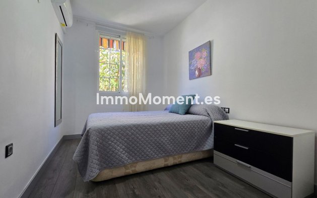 Resale - Apartment - Torremolinos - La Carihuela