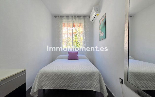 Resale - Apartment - Torremolinos - La Carihuela