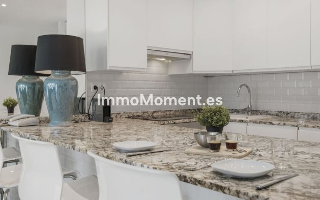 Wiederverkauf - Wohnung - Marbella - Puerto Banús