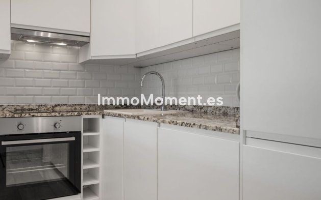 Wiederverkauf - Wohnung - Marbella - Puerto Banús