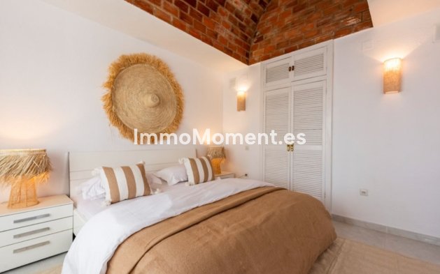 Bestaande woning - Vrijstaande villa - Estepona  - Estepona Centro