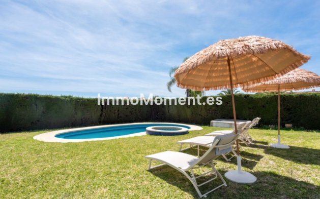 Bestaande woning - Vrijstaande villa - Estepona  - Estepona Centro