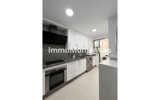Wiederverkauf - Wohnung - Torremolinos - El Pinillo