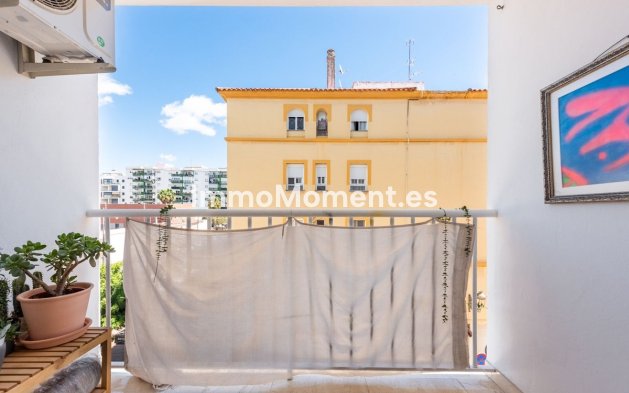Reventa - Apartamento - Estepona  - Estepona Centro