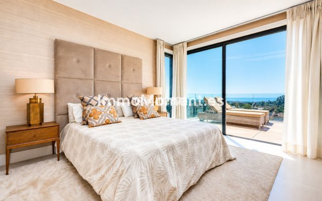 Resale - Apartment - Benahavís - La Quinta