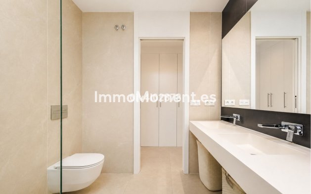Resale - Apartment - Benahavís - La Quinta