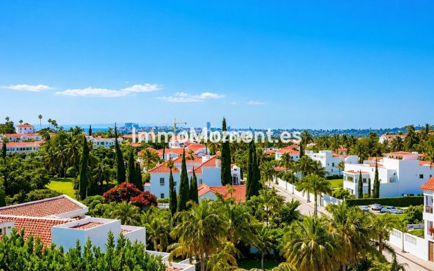 Resale - Apartment - Benahavís - La Quinta