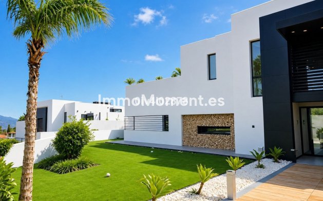 Resale - Apartment - Benahavís - La Quinta