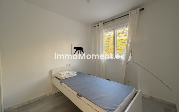 Resale - Apartment - Casares - Doña Julia