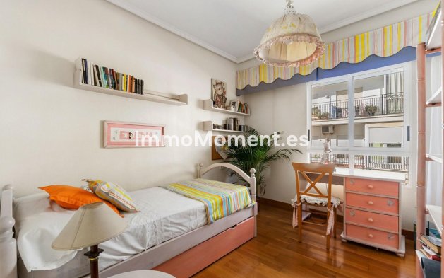 Wiederverkauf - Wohnung - Torrevieja - Torrevieja Centro