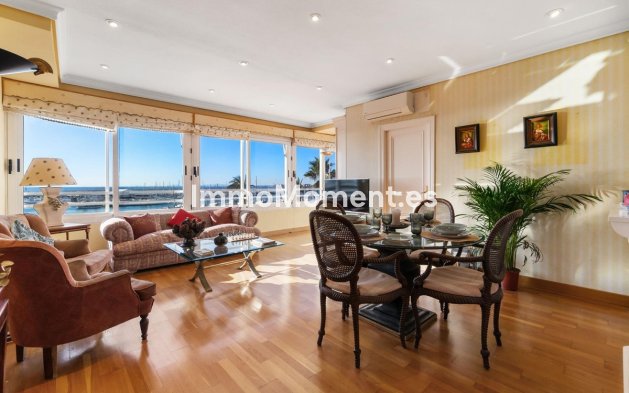 Wiederverkauf - Wohnung - Torrevieja - Torrevieja Centro