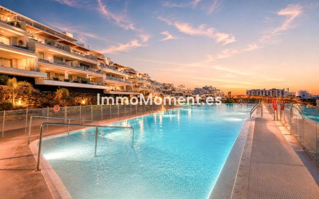 Resale - Apartment - Estepona - Estepona Centro