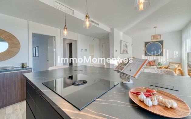 Resale - Apartment - Estepona - Estepona Centro