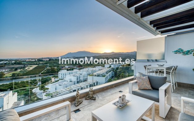 Resale - Apartment - Estepona - Estepona Centro