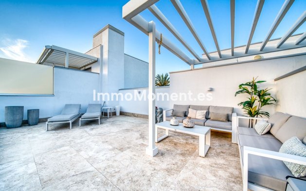 Resale - Apartment - Estepona - Estepona Centro