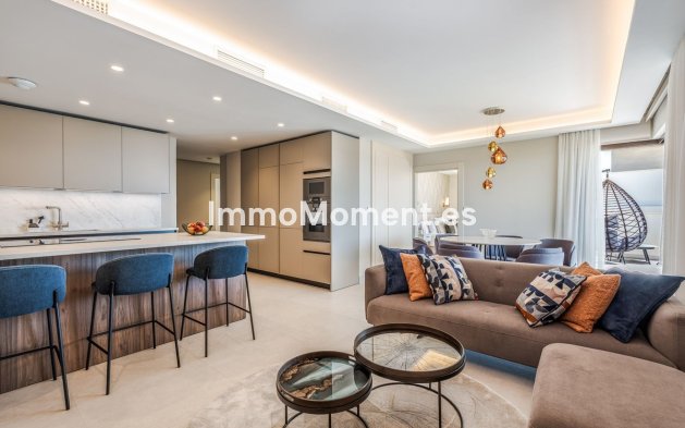 Resale - Apartment - Estepona - Estepona Centro