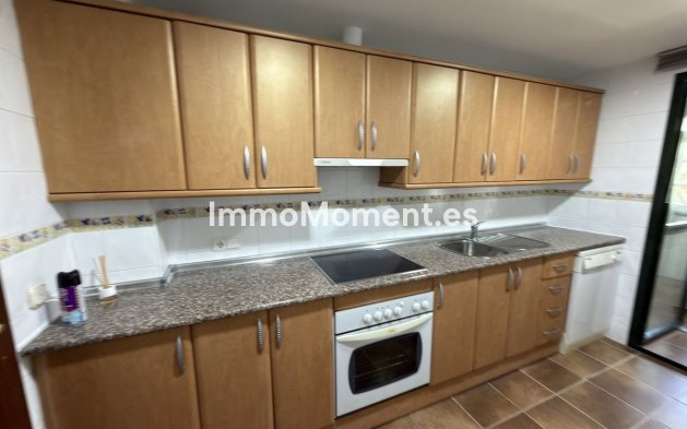 Revente - Appartement - Estepona  - Estepona Centro