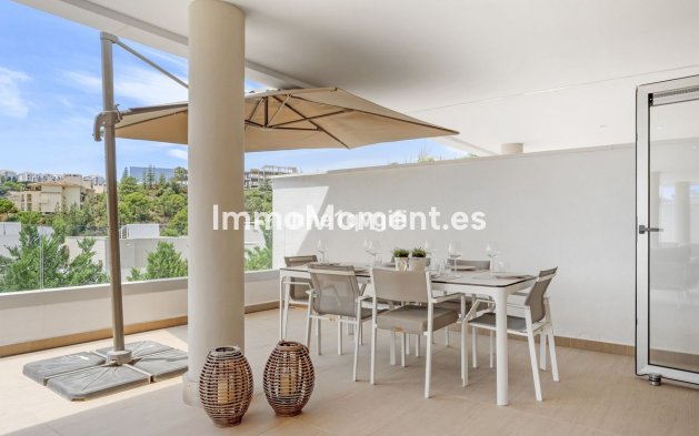 Resale - Apartment - Benahavís - Benahavís Centro