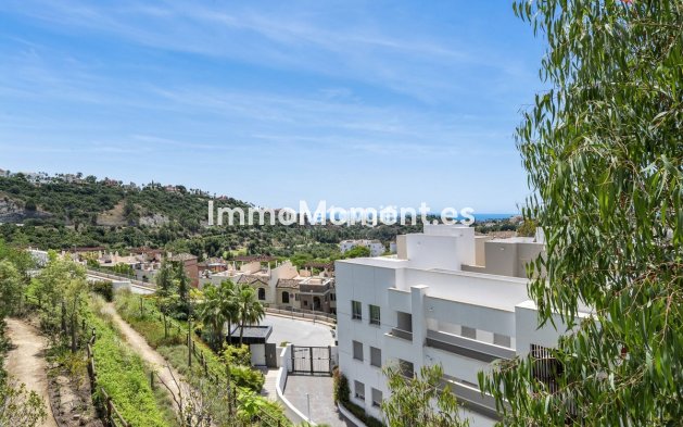 Resale - Apartment - Benahavís - Benahavís Centro