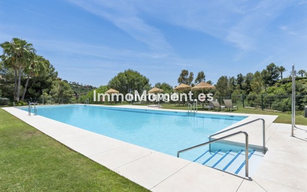 Resale - Apartment - Benahavís - Benahavís Centro