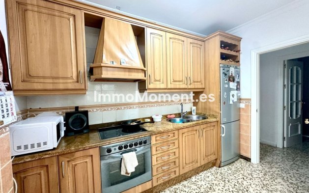 Reventa - Apartamento - Estepona  - Estepona Centro