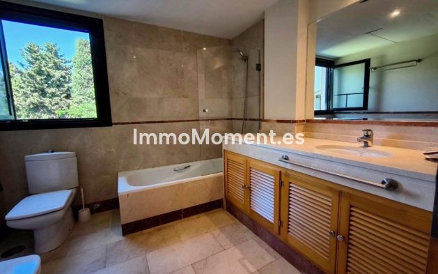 Wiederverkauf - Wohnung - Marbella - Puerto Banús