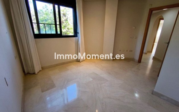 Wiederverkauf - Wohnung - Marbella - Puerto Banús