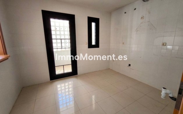 Wiederverkauf - Wohnung - Marbella - Puerto Banús
