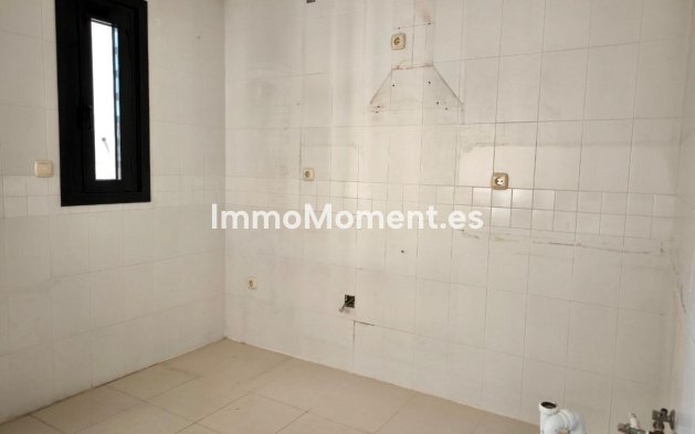 Wiederverkauf - Wohnung - Marbella - Puerto Banús