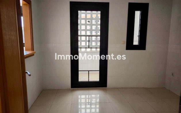 Wiederverkauf - Wohnung - Marbella - Puerto Banús