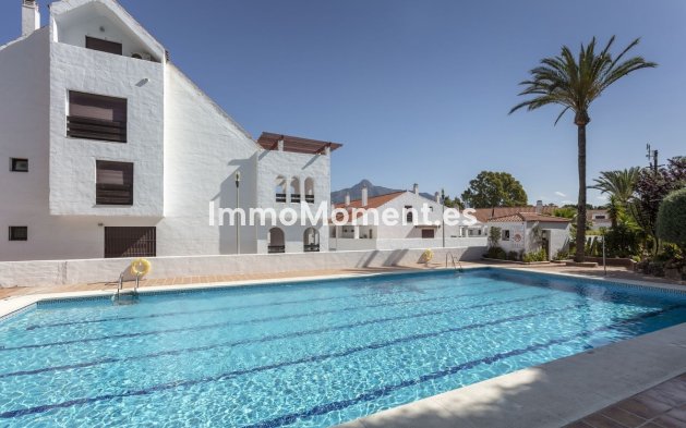 Revente - Appartement - Marbella - Nueva Andalucía
