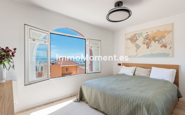 Resale - Apartment - Manilva - La Duquesa