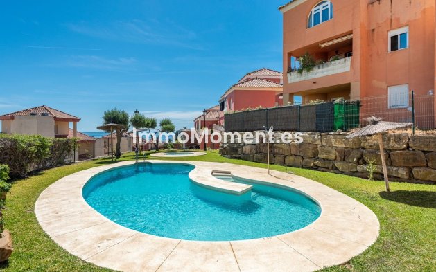 Resale - Apartment - Manilva - La Duquesa