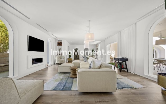 Resale - Detached villa - Marbella - Guadalmina Alta
