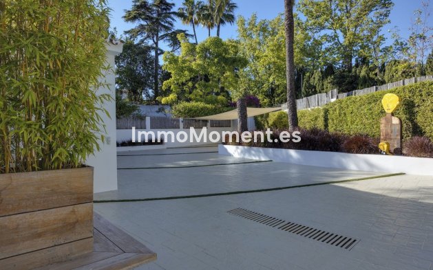 Resale - Detached villa - Marbella - Guadalmina Alta