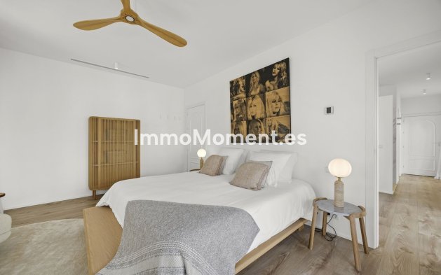 Resale - Detached villa - Marbella - Guadalmina Alta