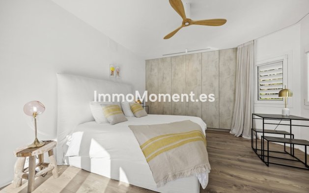 Resale - Detached villa - Marbella - Guadalmina Alta