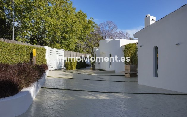 Resale - Detached villa - Marbella - Guadalmina Alta