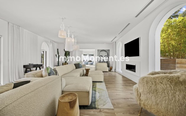Resale - Detached villa - Marbella - Guadalmina Alta