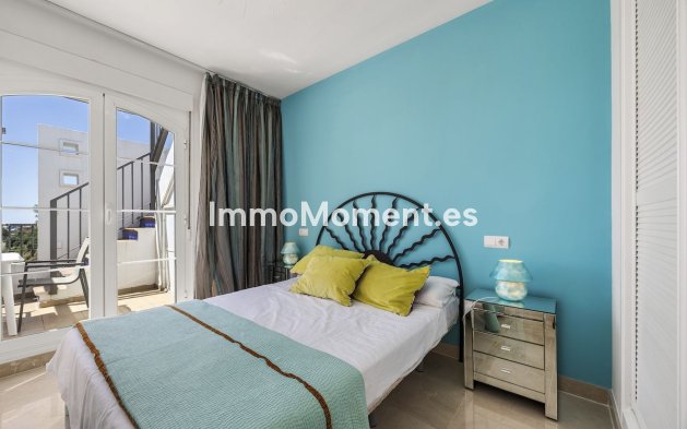 Resale - Apartment - Benahavís - Los Arqueros