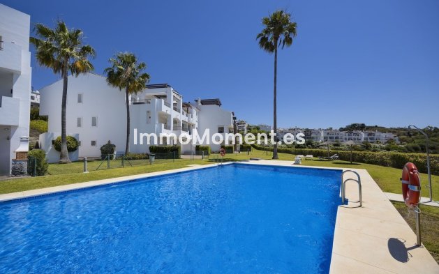 Resale - Apartment - Benahavís - Los Arqueros
