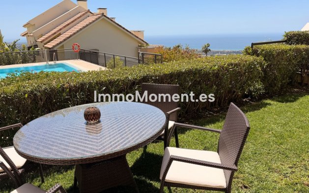 Resale - Apartment - Marbella - Altos de los Monteros