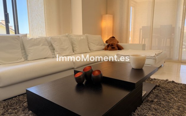 Resale - Apartment - Marbella - Altos de los Monteros