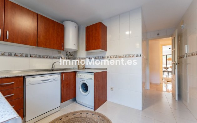 Wiederverkauf - Wohnung - Estepona  - Estepona Centro